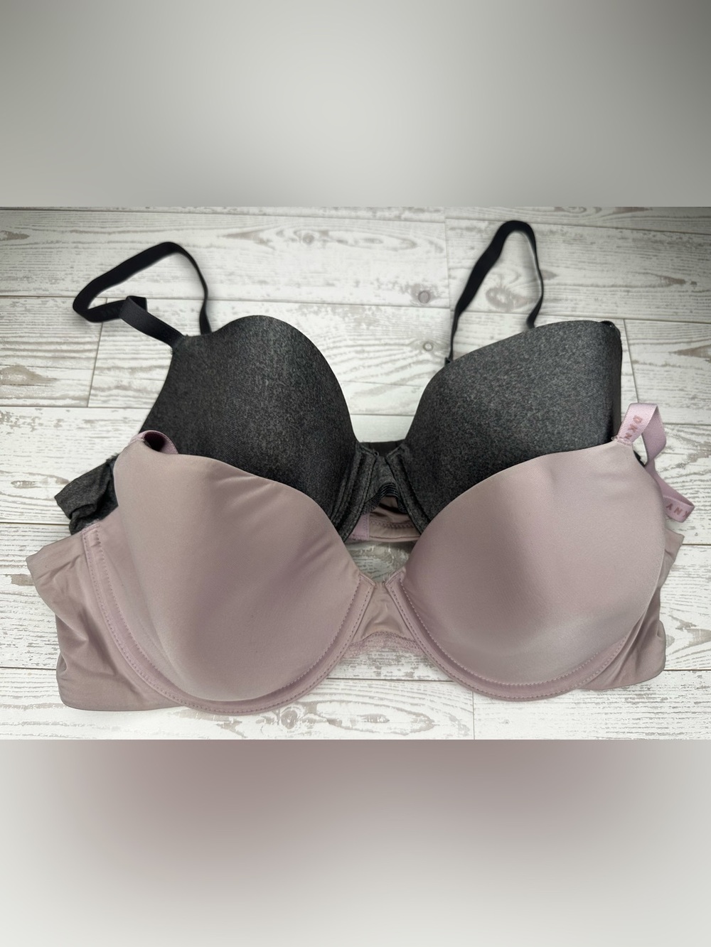 Pair of DKNY Underwire Bras Lilac and Gray 36B